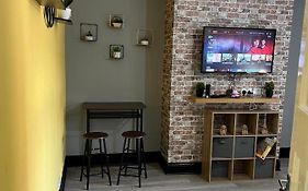 Nuns Moor Fully Equipped Kitchen Free Parking Netflix